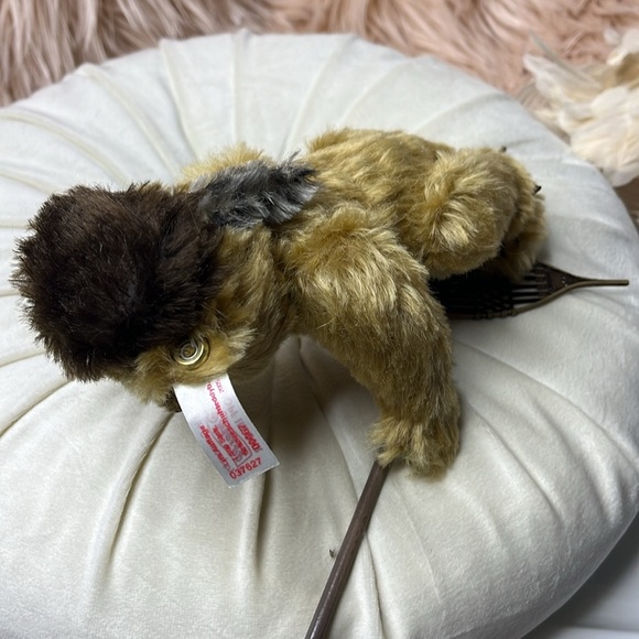 STEIFF Snowshoeing Bear - Picture 7 of 8